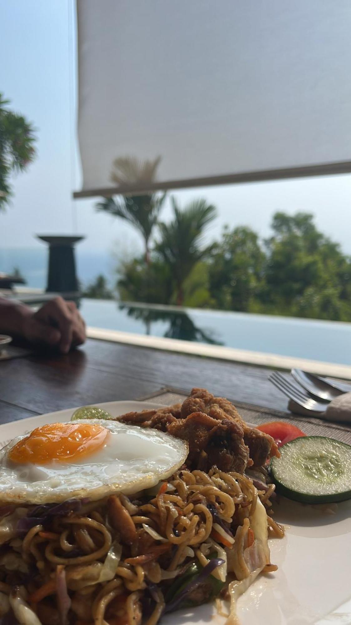 The Puncak Lombok Ξενοδοχείο Senggigi Εξωτερικό φωτογραφία